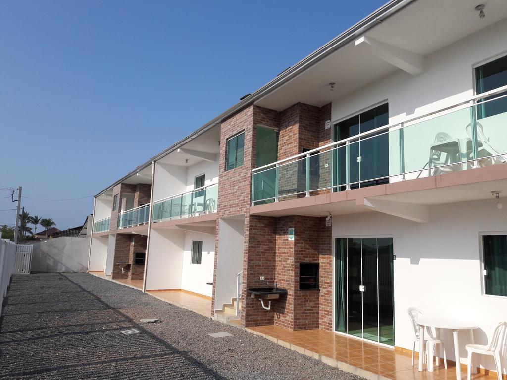 Conjunto Residencial Verdes Mares Guaratuba Exterior foto